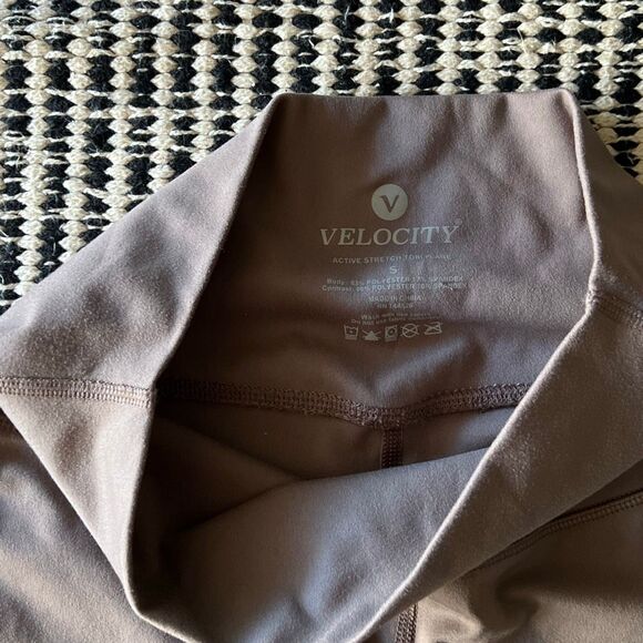 Velocity Size Small taupe brown women’s athletic wear pants flare bottom - Picture 6 of 8